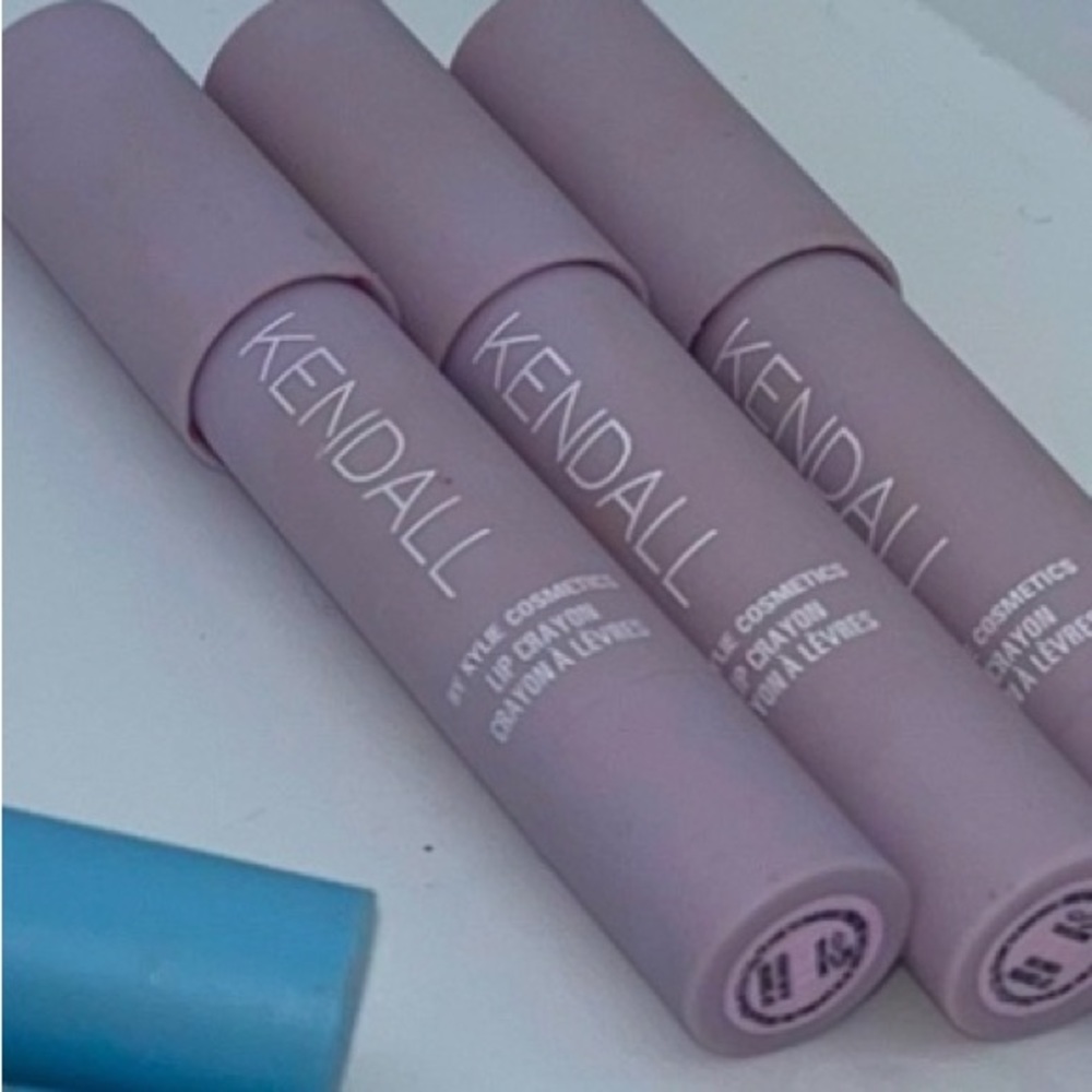 Kendalll Jenner makeup